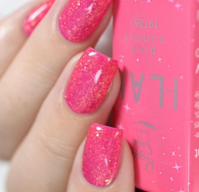 Get The Scoop On Short Acrylic Nails